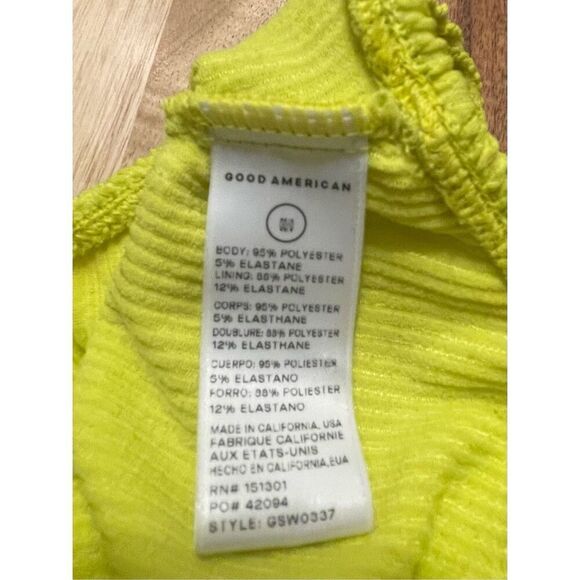 Good American Always Fits Asymmetric One Piece Swimsuit - Picture 4 of 5